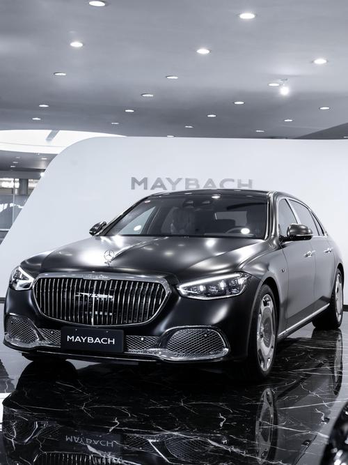 东莞48岚图汽车的售后服务让用户无忧出行，迈巴赫未来的豪华车趋势